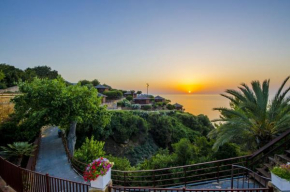 Гостиница Calanica Resort  Чефалу